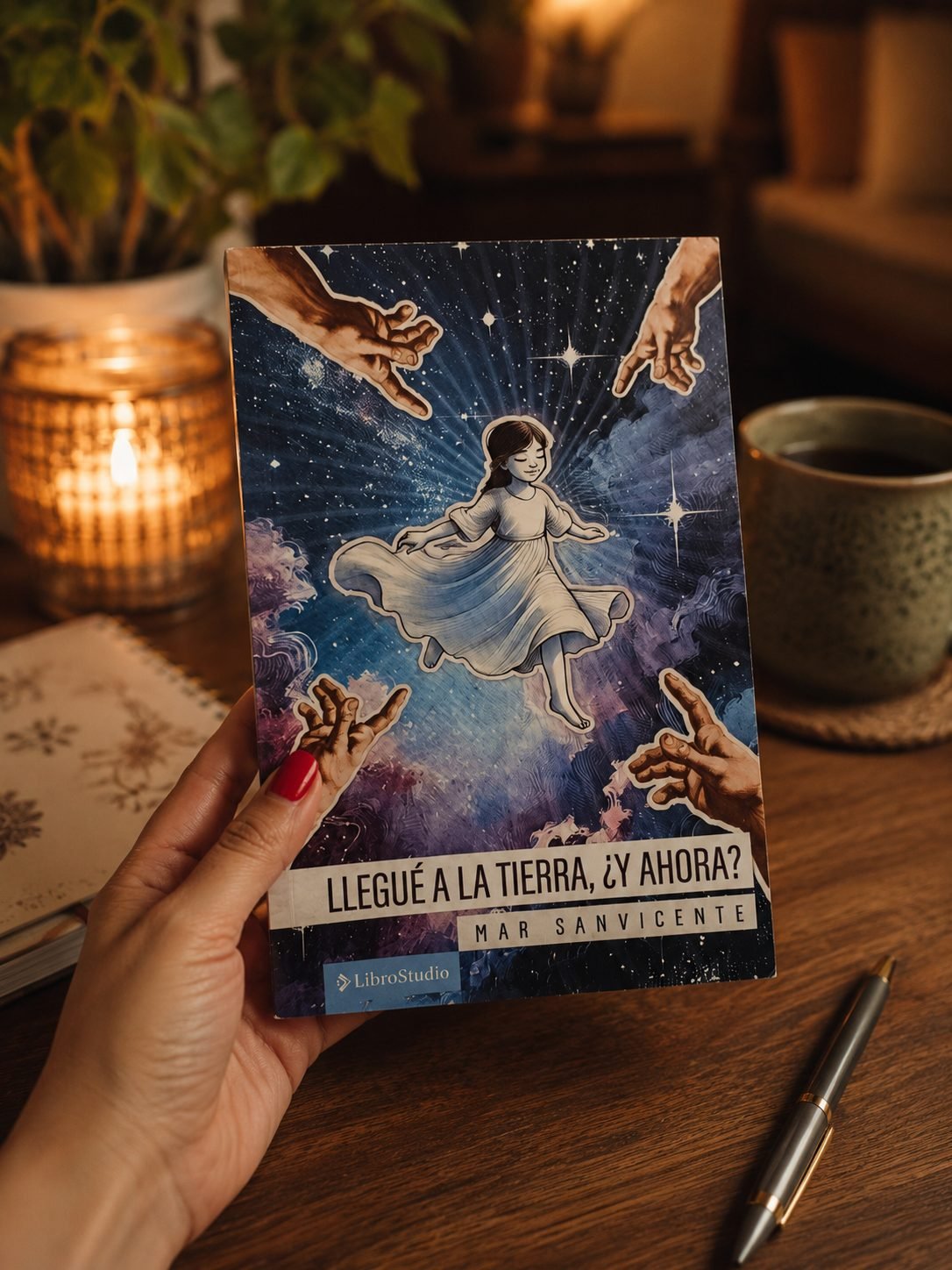 Libro Llegué a la Tierra y ahora qué, de Mar Sanvicente
